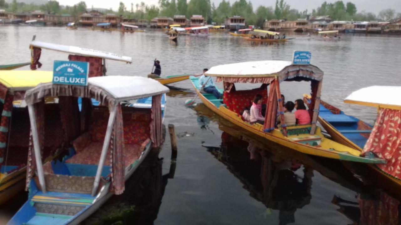 Houseboat Zaindari Palace Srīnagar Extérieur photo
